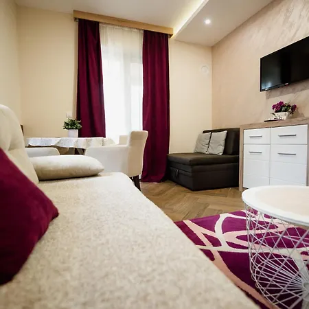 Jela Zlatar * Vukovina