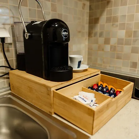 Jela Zlatar Vukovina