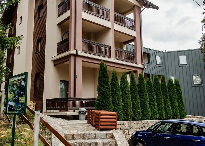 Jela Zlatar Vukovina